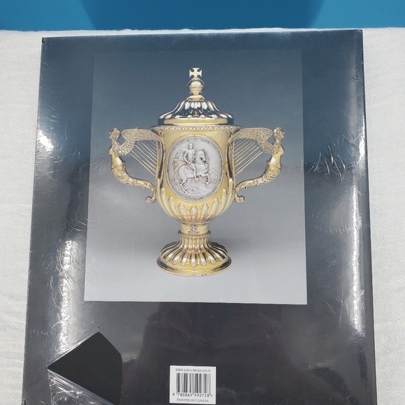 "Ireland: Crossroads of Art and Design, 1690-1840" brand new book sealed - Picture 6 of 8